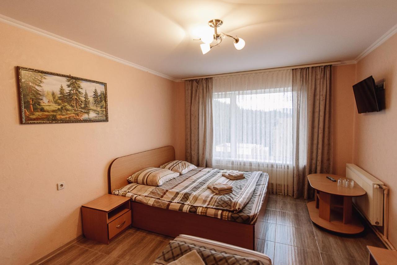 Toga Hotel Yablunytsya Luaran gambar