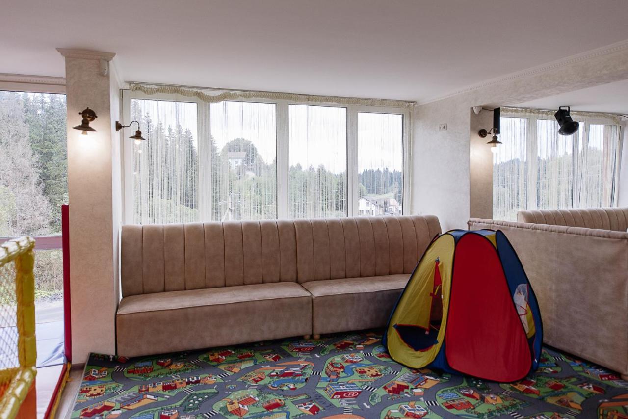 Toga Hotel Yablunytsya Luaran gambar