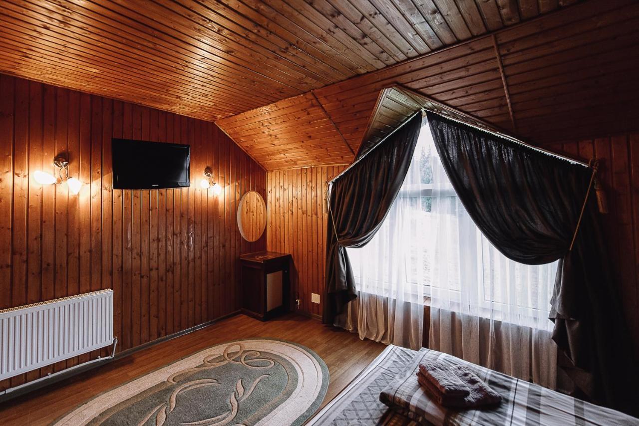 Toga Hotel Yablunytsya Luaran gambar