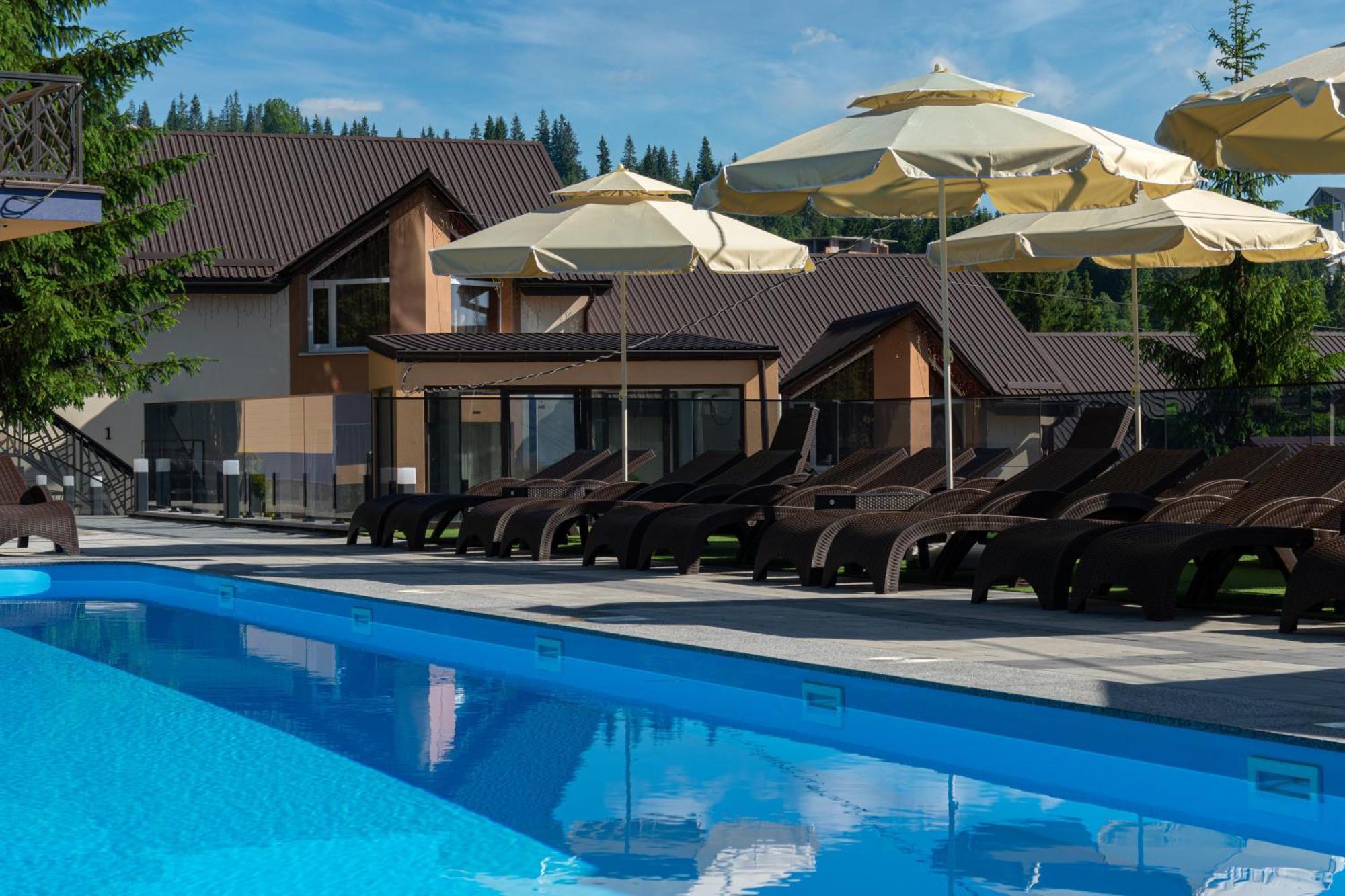 Toga Hotel Yablunytsya Luaran gambar