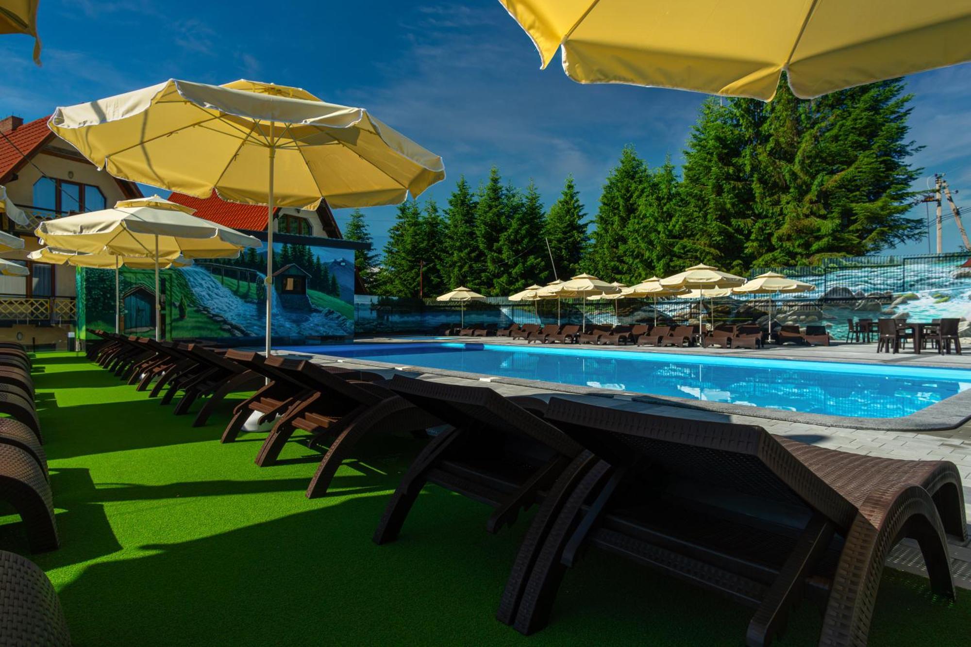 Toga Hotel Yablunytsya Luaran gambar